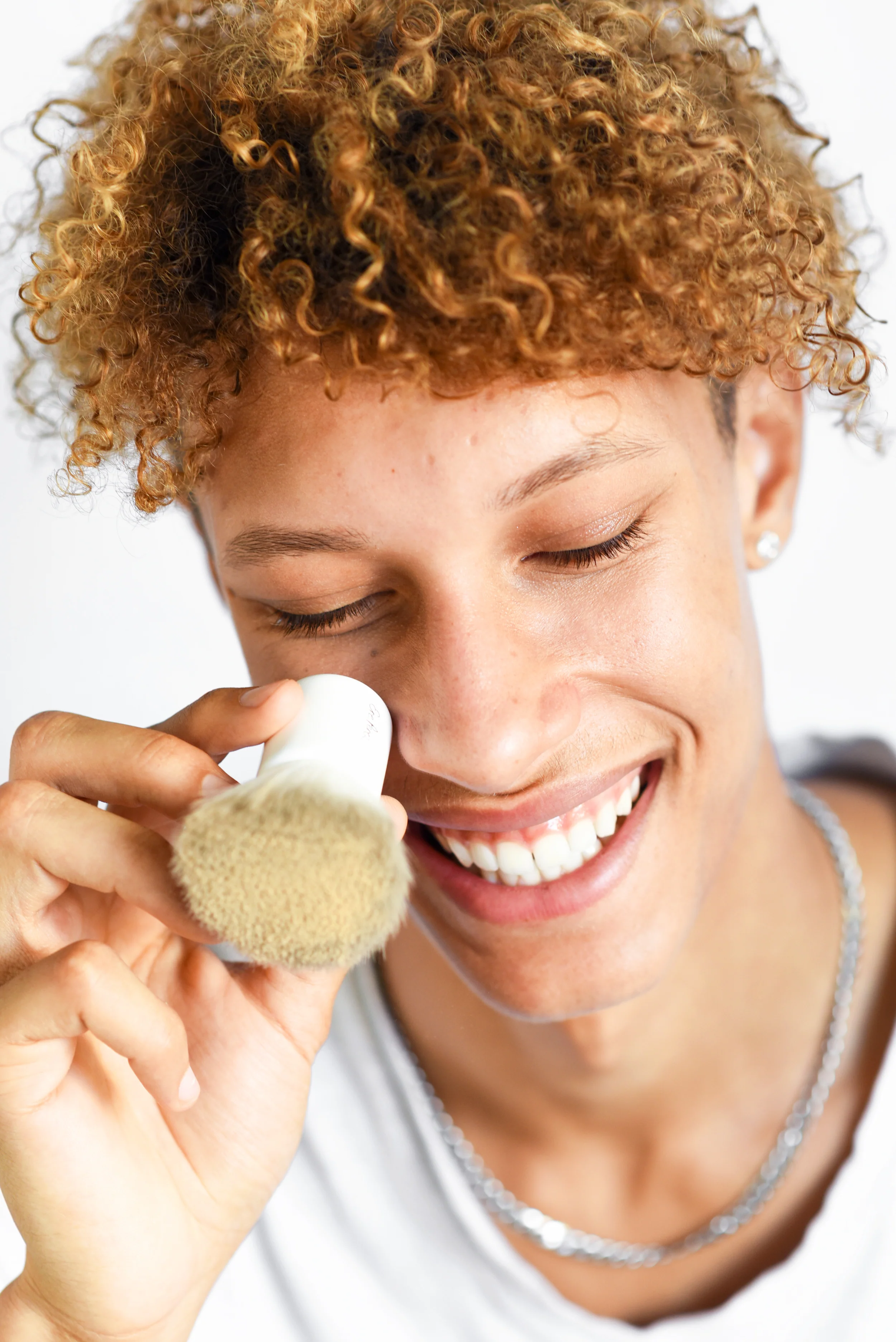 Eco Vegan Kabuki Brush - Image 5