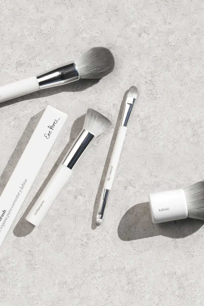 Eco Vegan Smudge & Shade Brush - Image 6