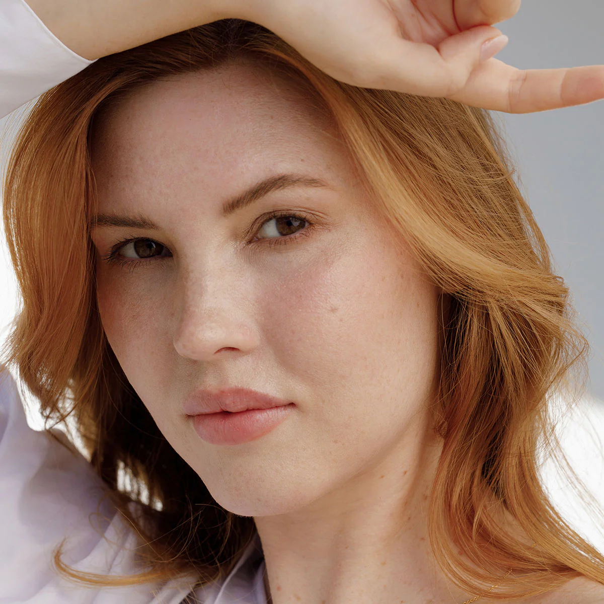 Skin Tint Serum Foundation SPF15 - Lightest Porcelain - Image 4