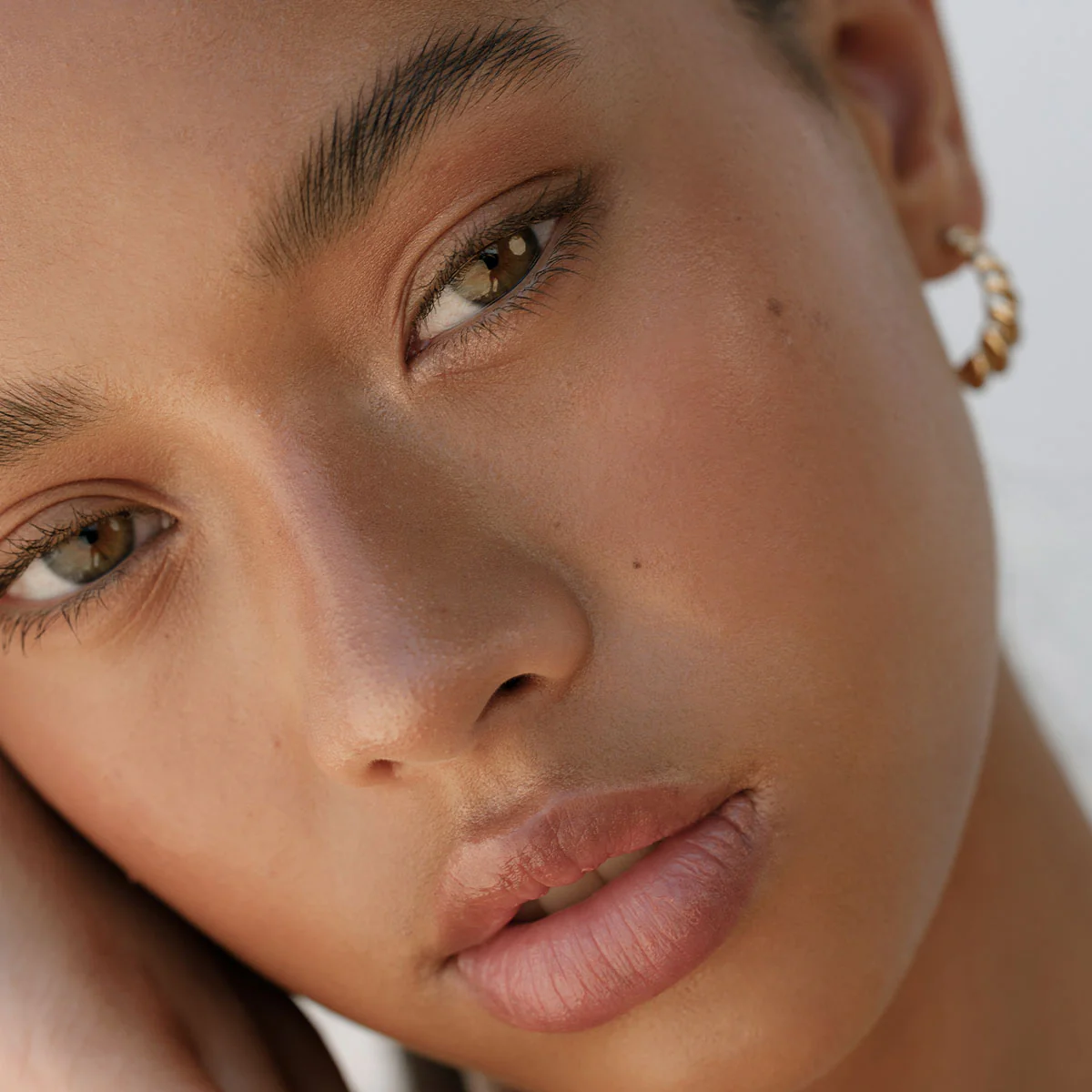 Skin Tint Serum Foundation SPF15 - Dark Ochre - Image 4