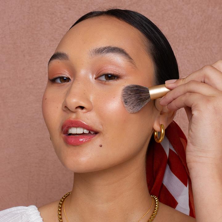 Vegan Contour Brush - Image 3